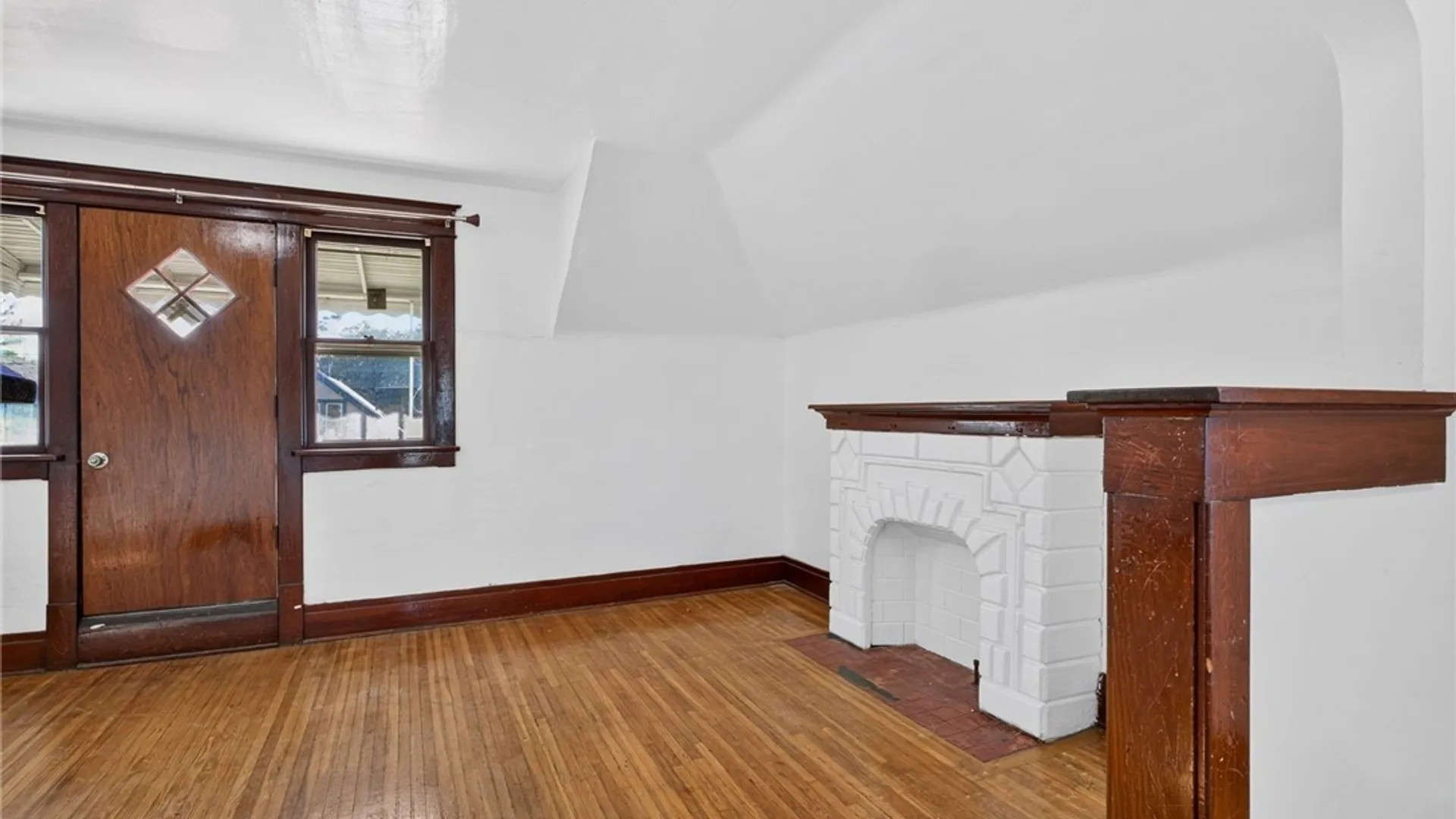 Property at 153 Fisher Street, Buffalo, NY 14215 30