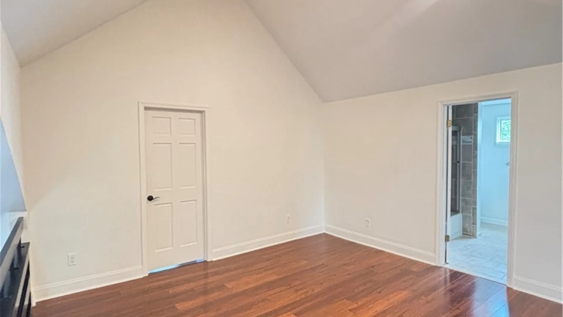 Property at 6035 Whitegate Crossing, Clarence, NY 14051 25