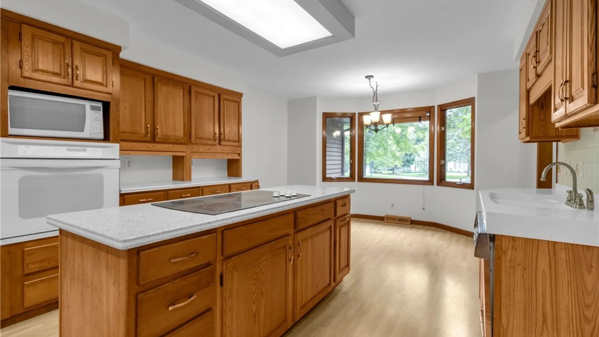 Property at 35 High Court, Amherst, NY 14226 13