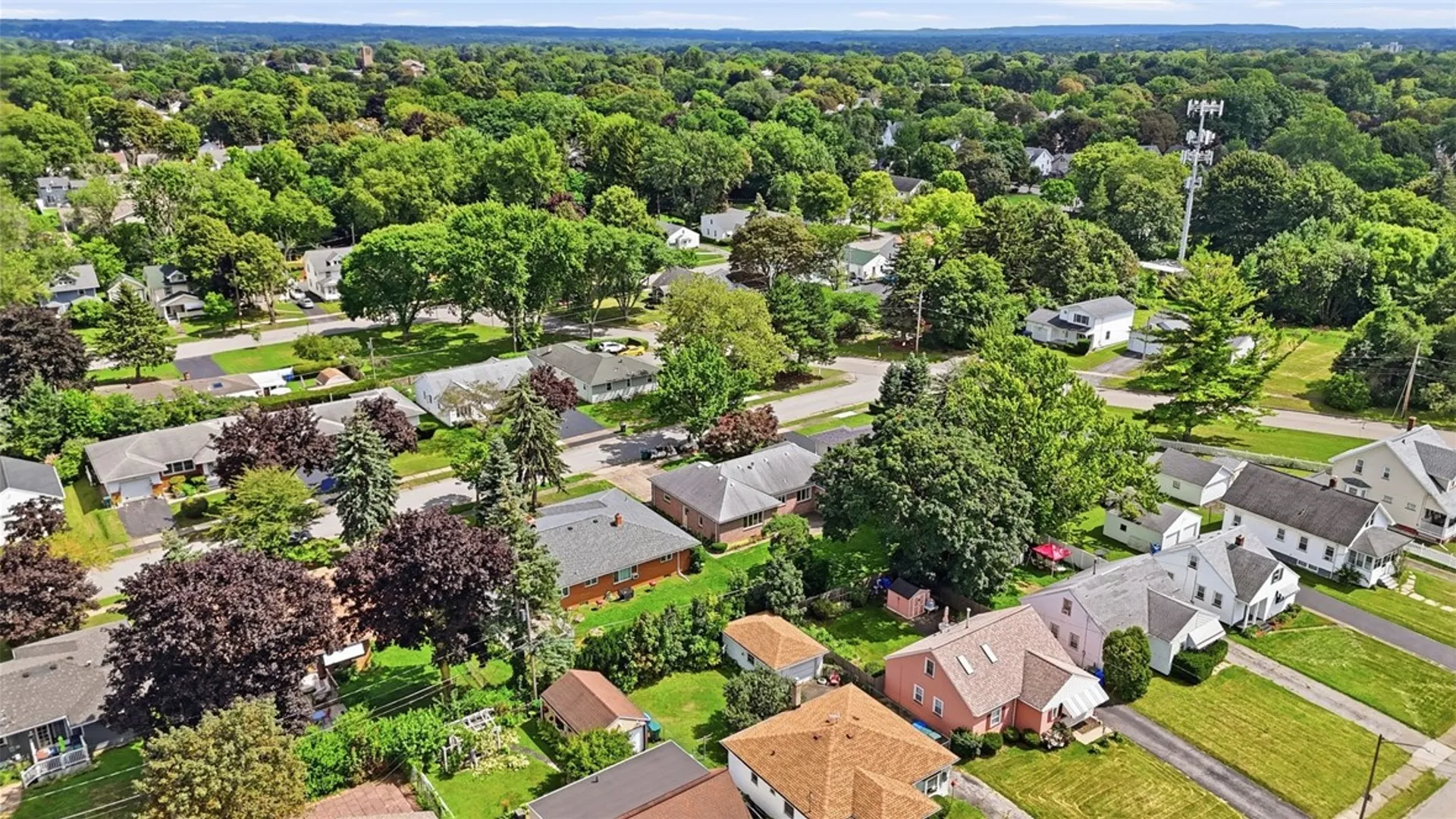 Property at 24 Pinecliff Drive, Rochester, NY 14609 40