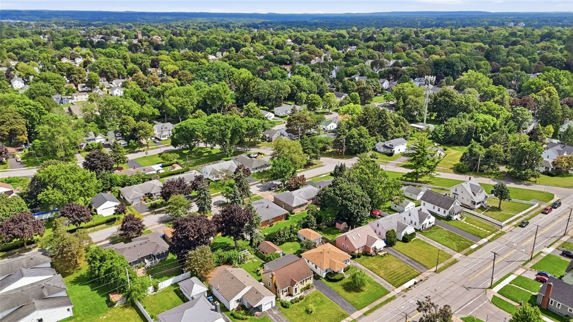 Property at 24 Pinecliff Drive, Rochester, NY 14609 41