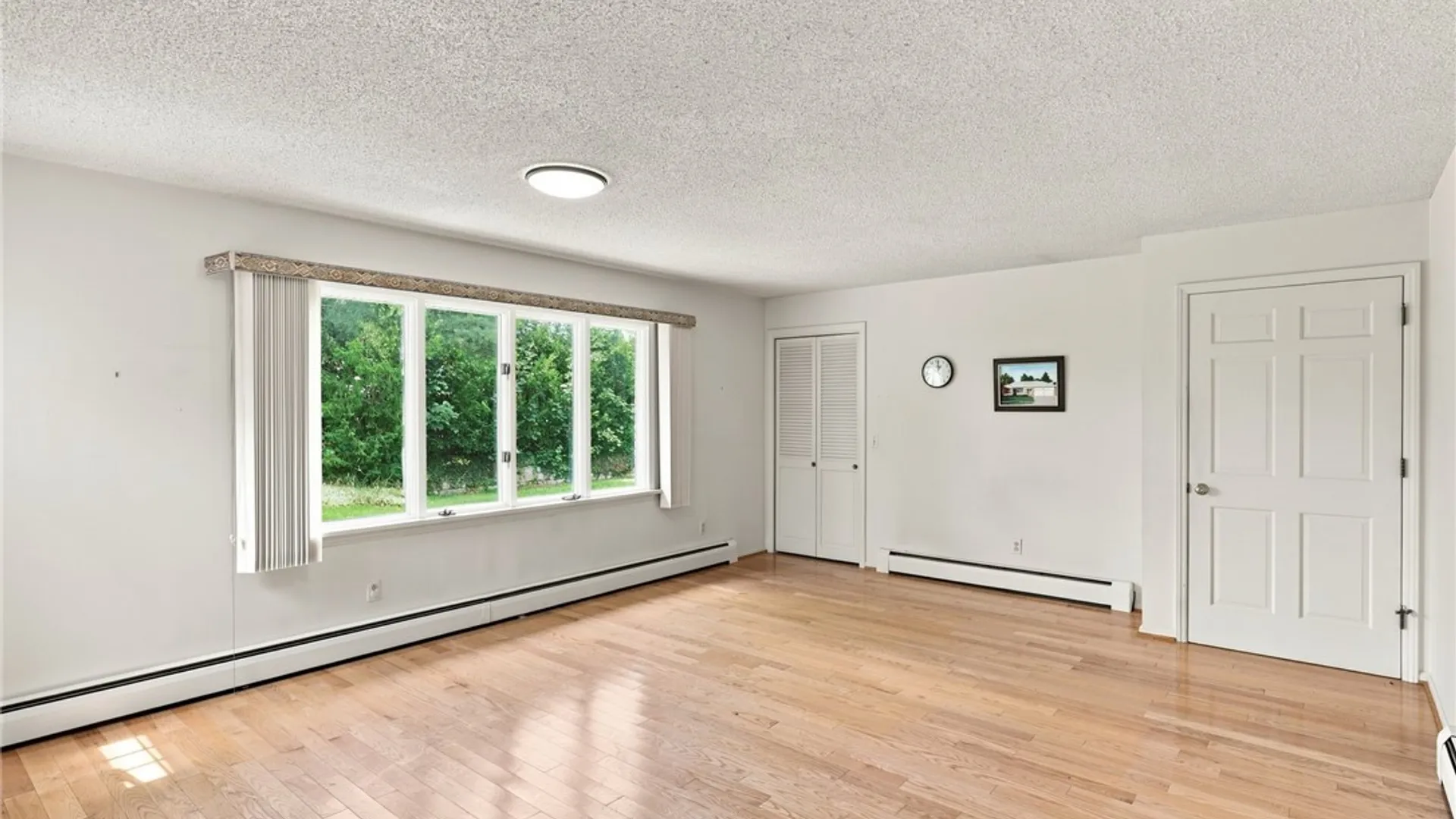 Property at 24 Pinecliff Drive, Rochester, NY 14609 5