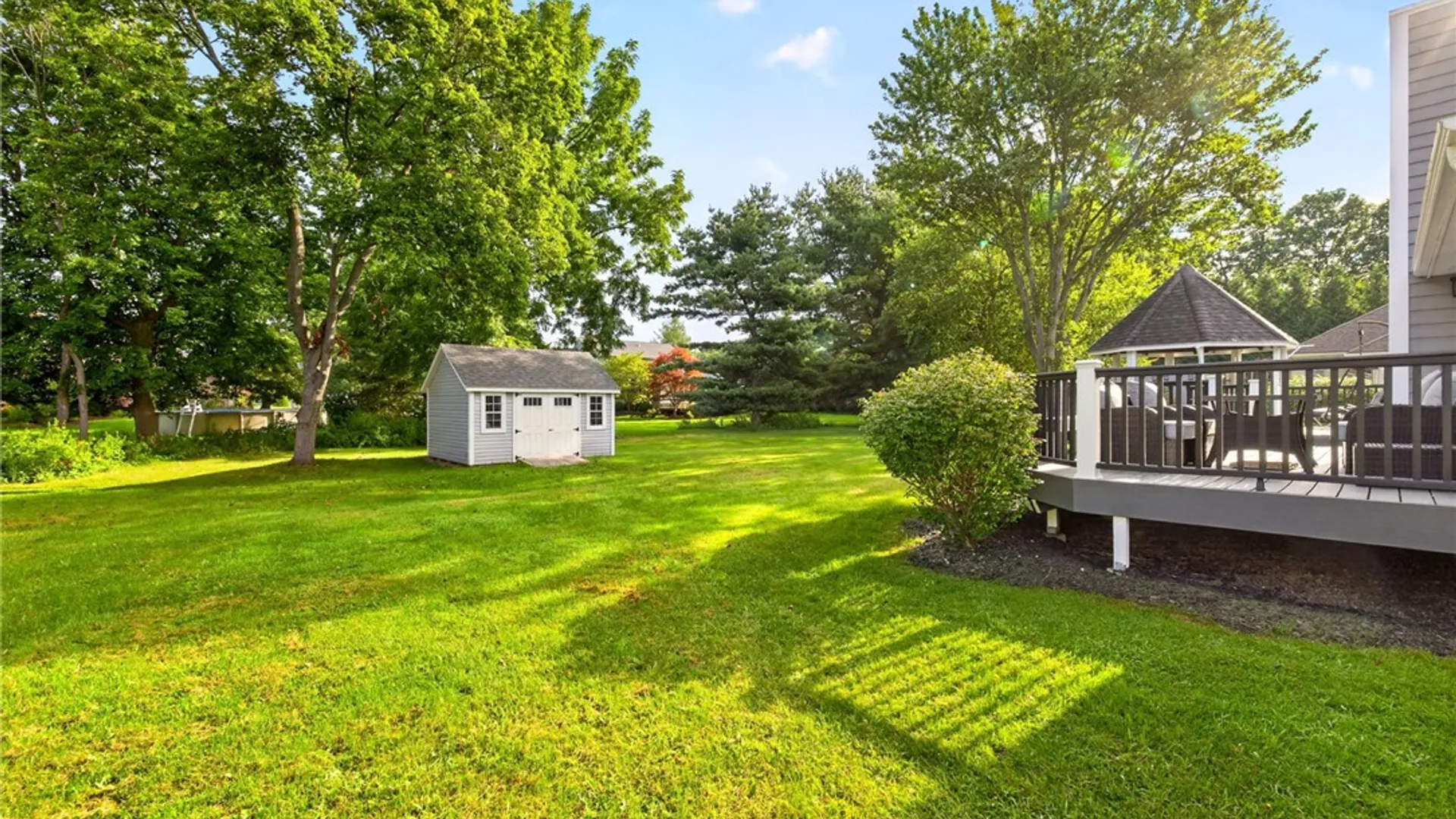 Property at 36 Crossbow Drive, Penfield, NY 14526 37