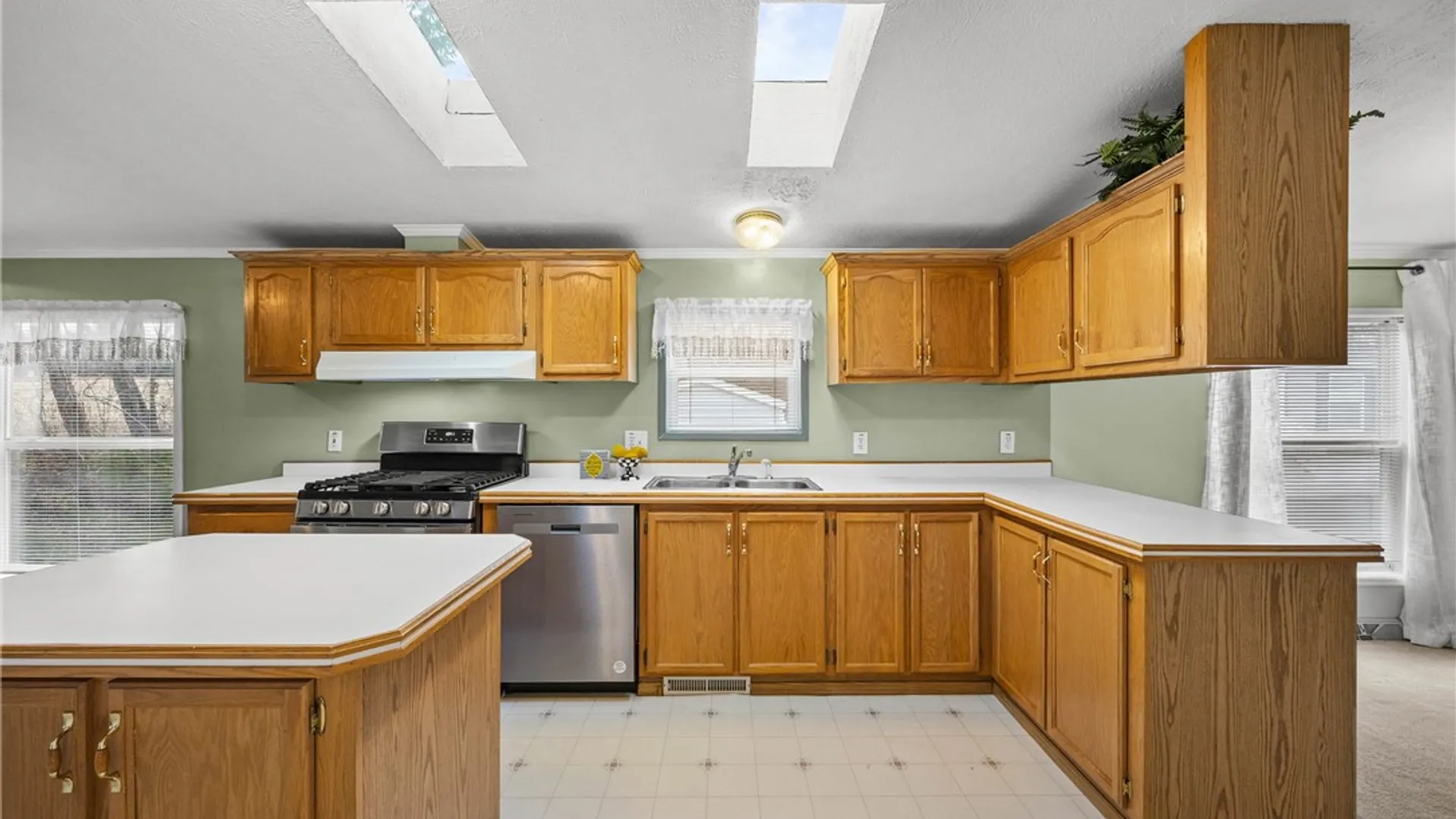 Property at 31 Picture Book Park, West Bloomfield, NY 14585 18