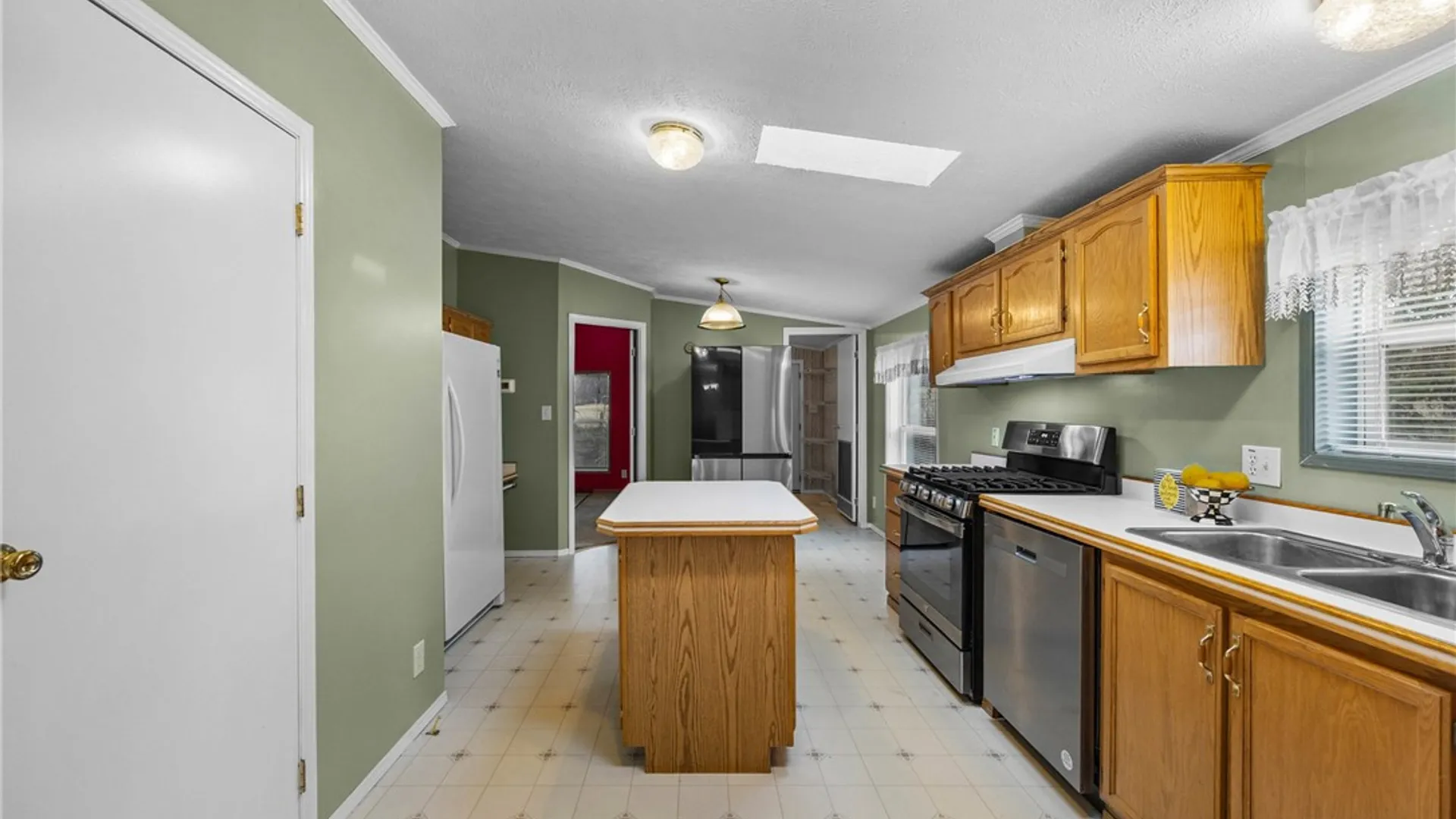 Property at 31 Picture Book Park, West Bloomfield, NY 14585 19
