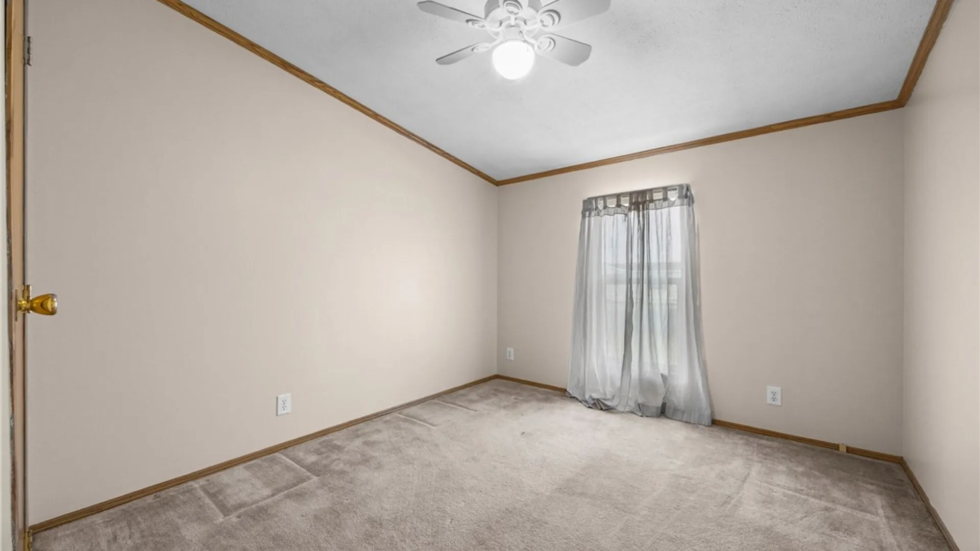 Property at 31 Picture Book Park, West Bloomfield, NY 14585 37