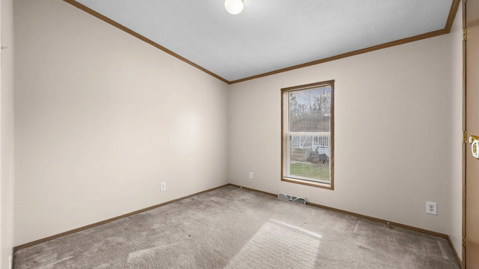 Property at 31 Picture Book Park, West Bloomfield, NY 14585 40