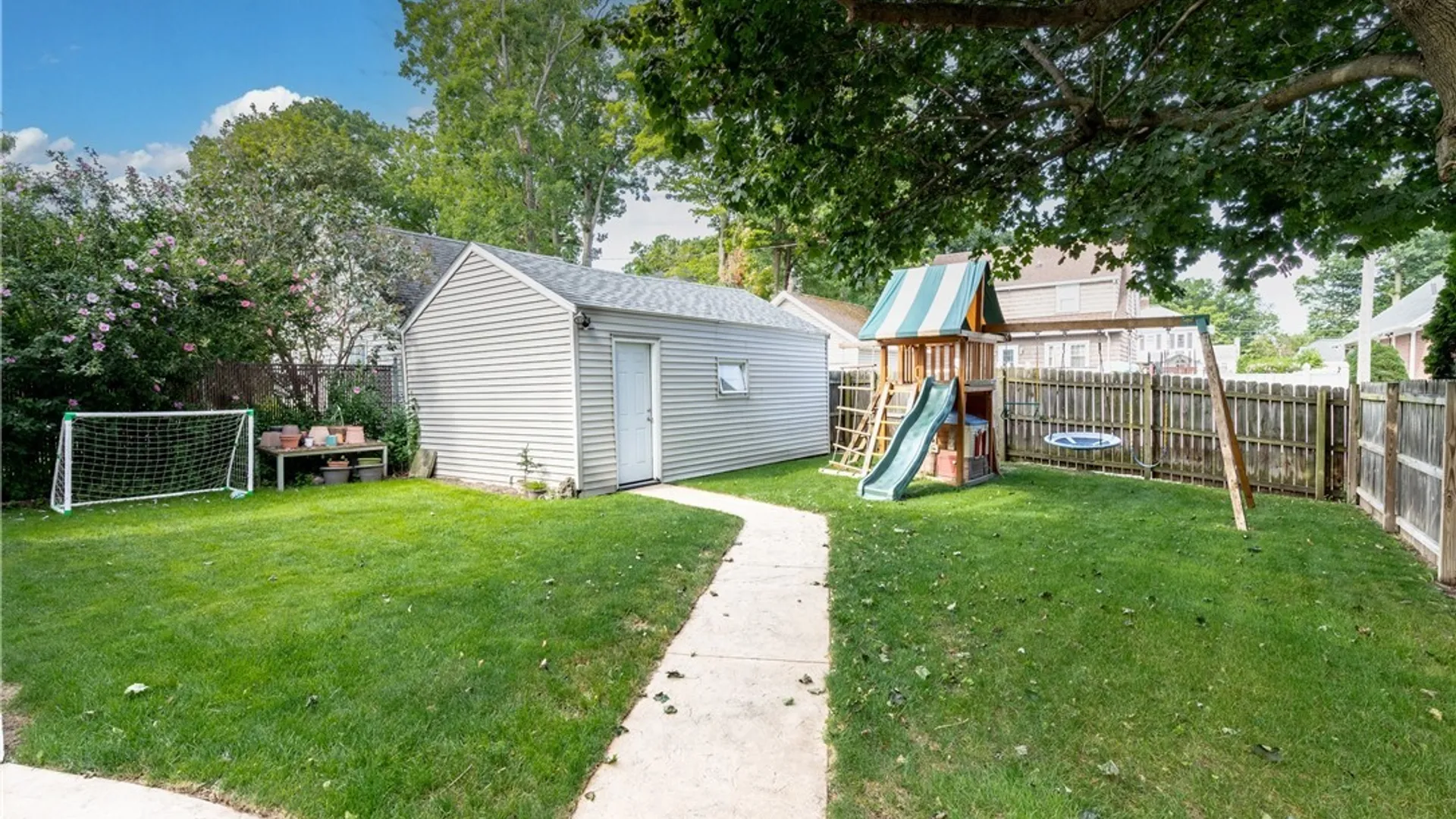 Property at 4010 Carroll Street, Niagara Falls, NY 14305 6