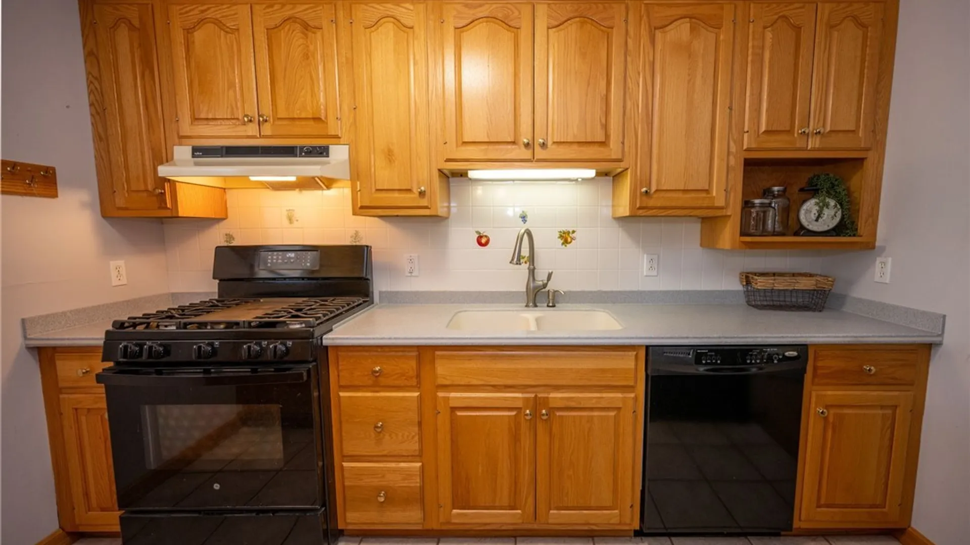 Property at 80 Theresa Court, West Seneca, NY 14224 7