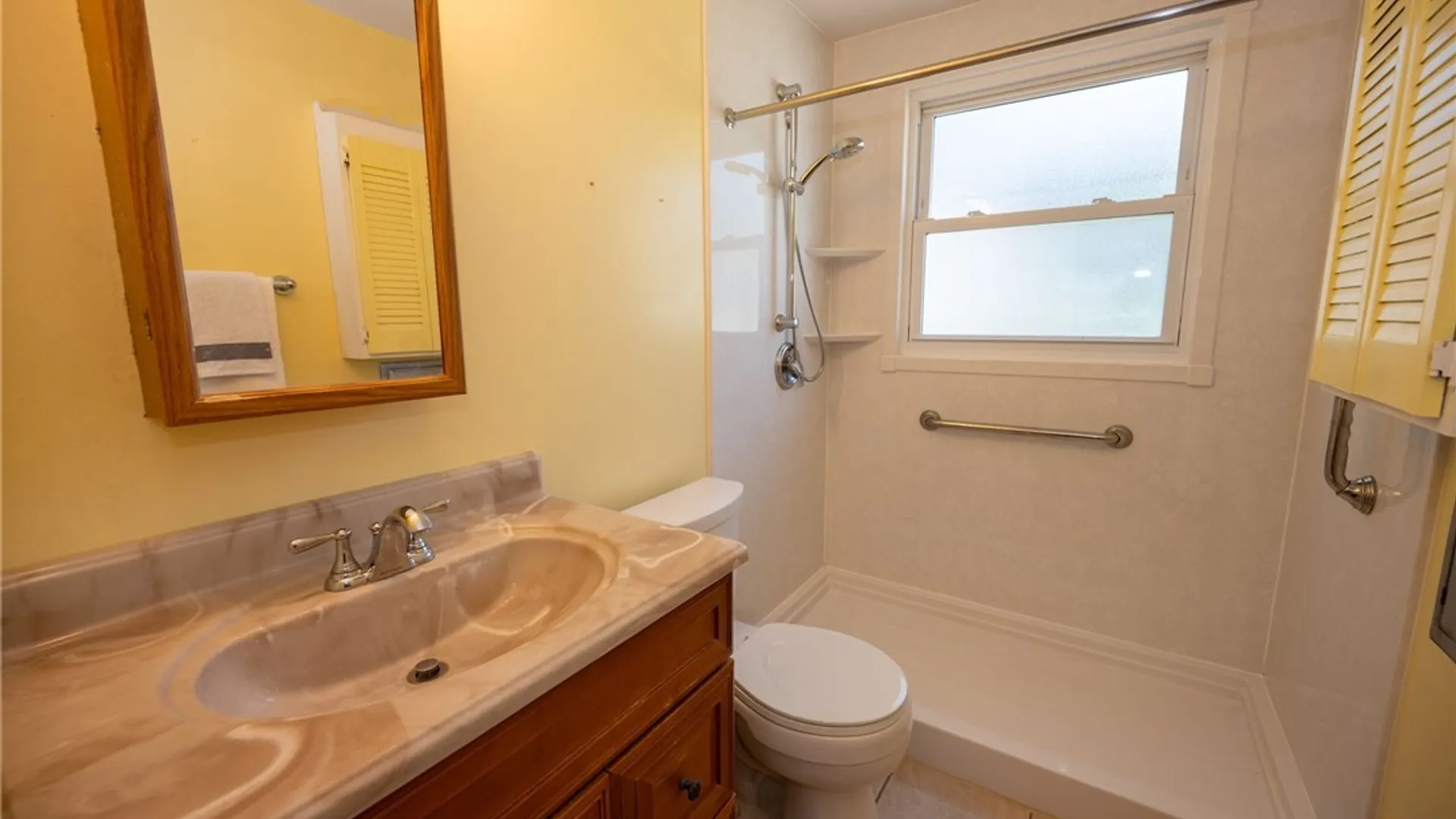 Property at 80 Theresa Court, West Seneca, NY 14224 12