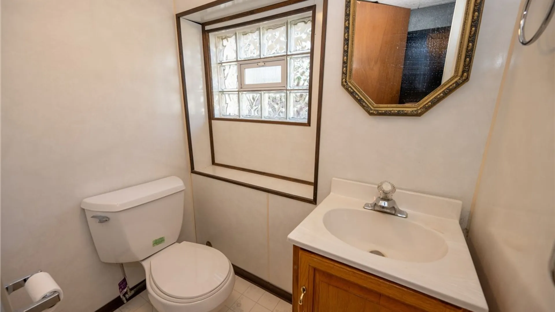 Property at 80 Theresa Court, West Seneca, NY 14224 20