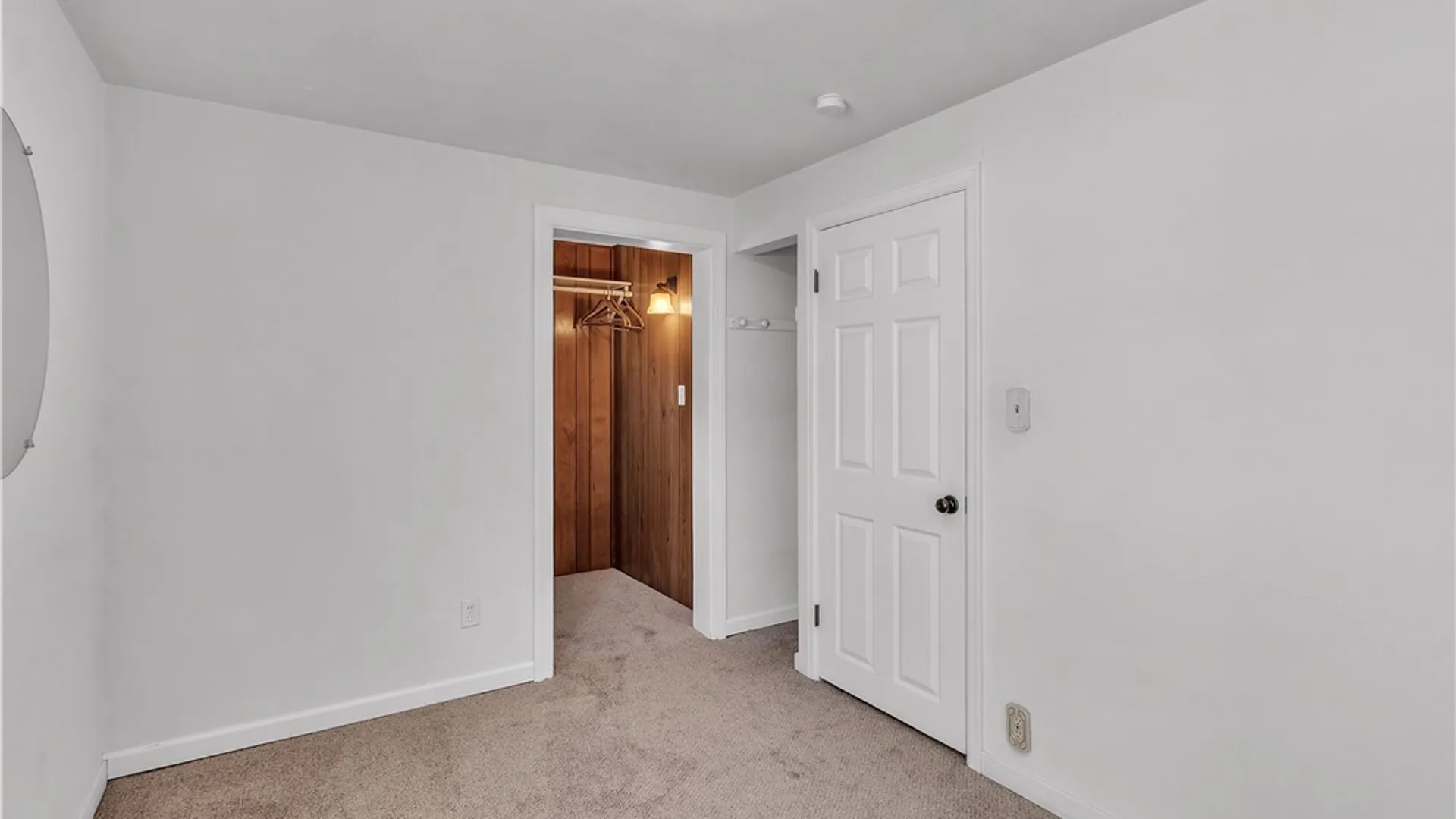 Property at 409 Ivyhurst Rd N, Amherst, NY 14226 34