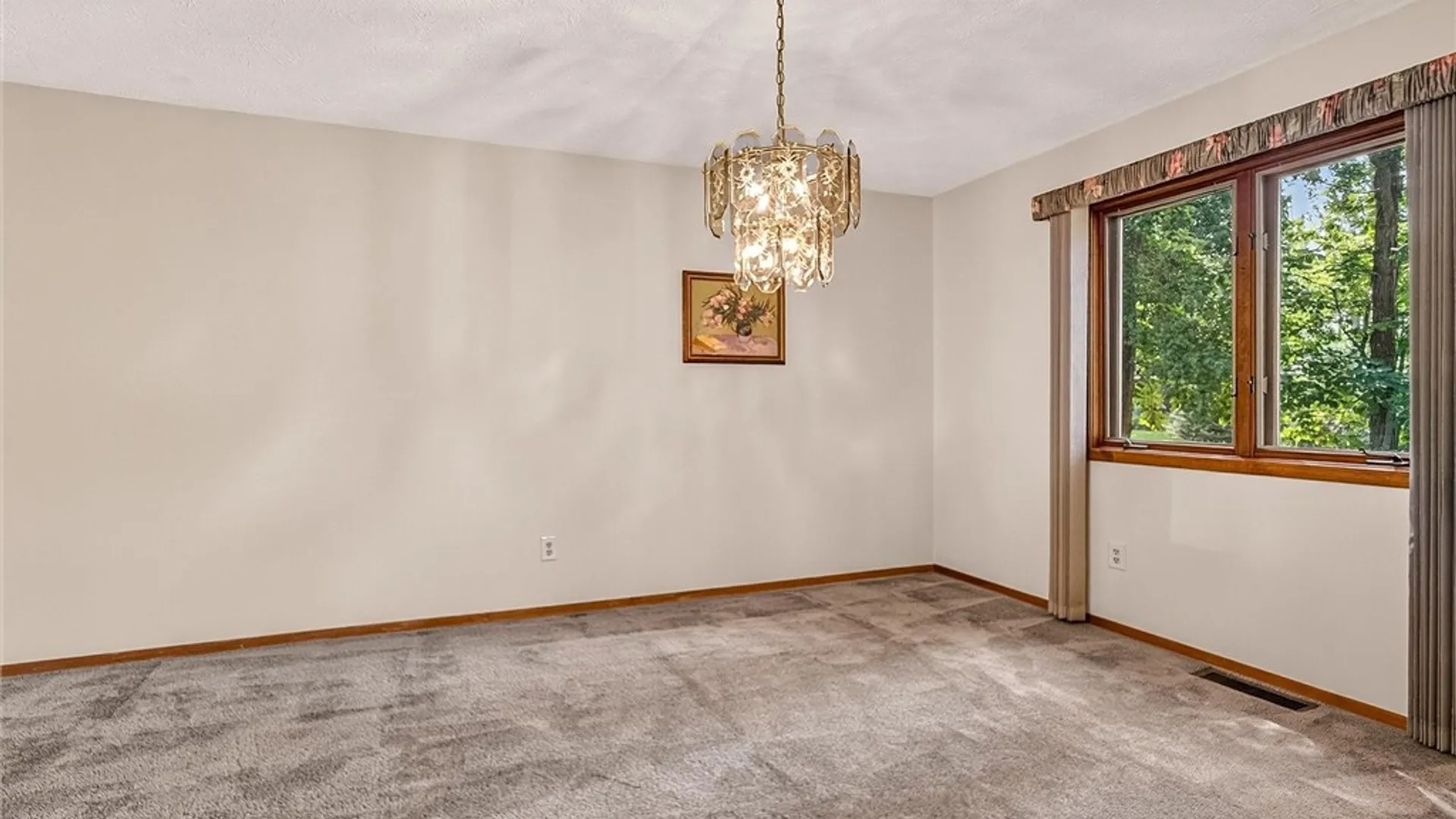 Property at 180 Brush Creek Drive, Greece, NY 14612 13