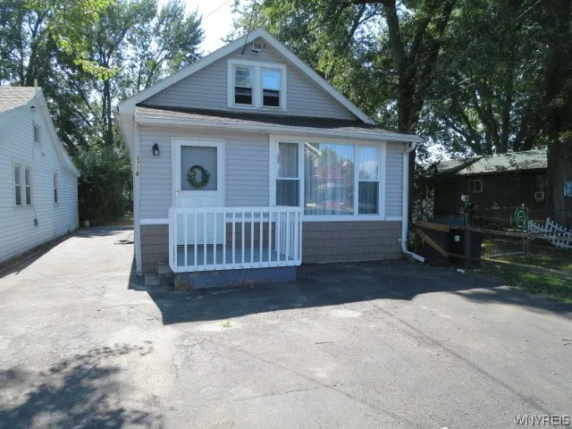 Property at 5716 Lakeview, Hamburg, NY 14085