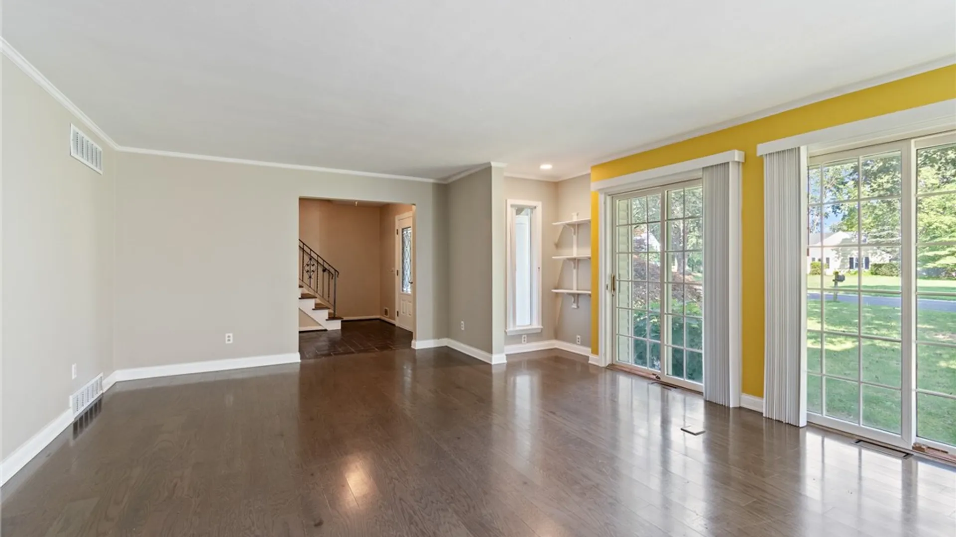Property at 26 Rippingale Road, Pittsford, NY 14534 14