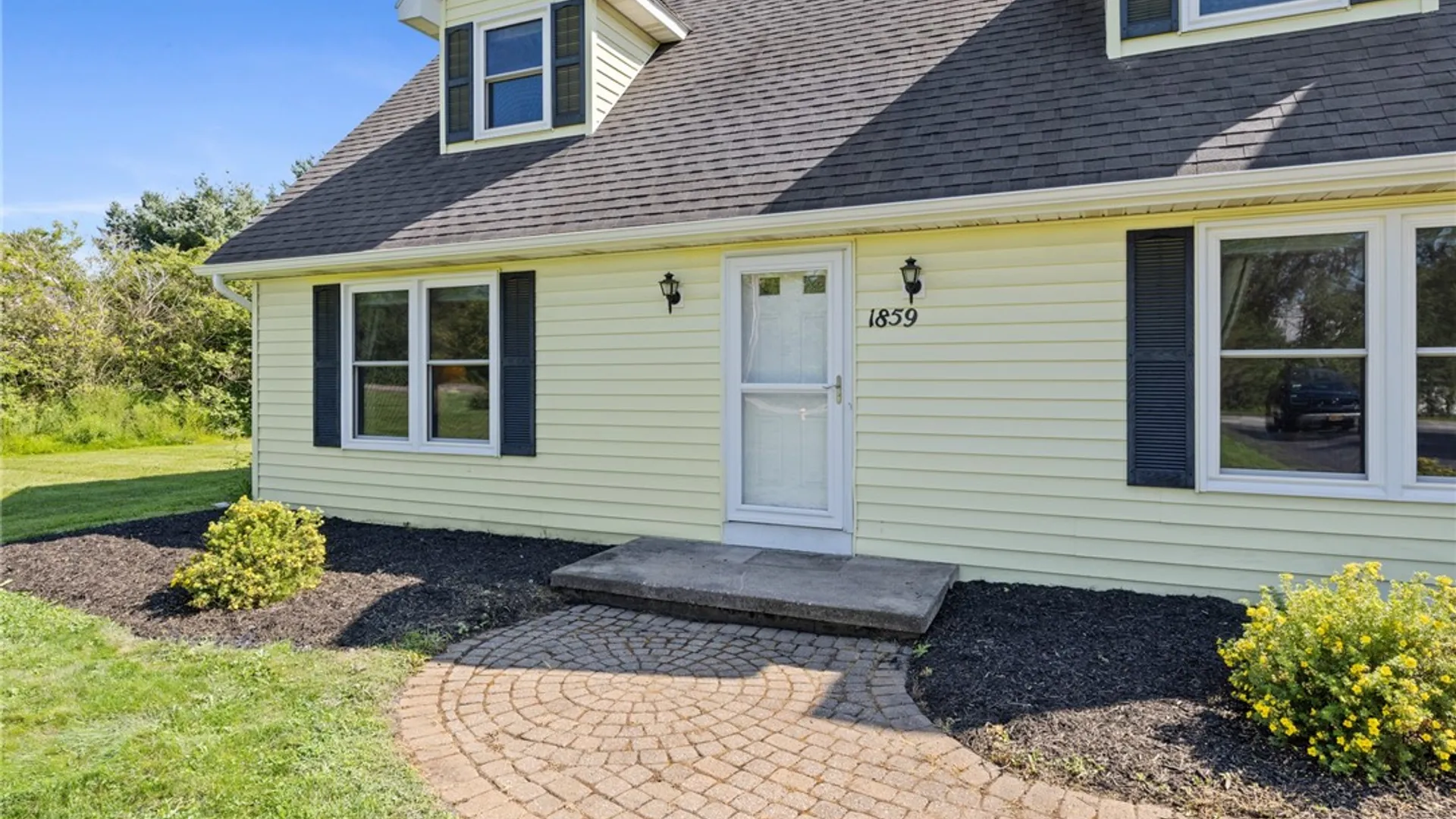 Property at 1859 State Road, Webster, NY 14580 3