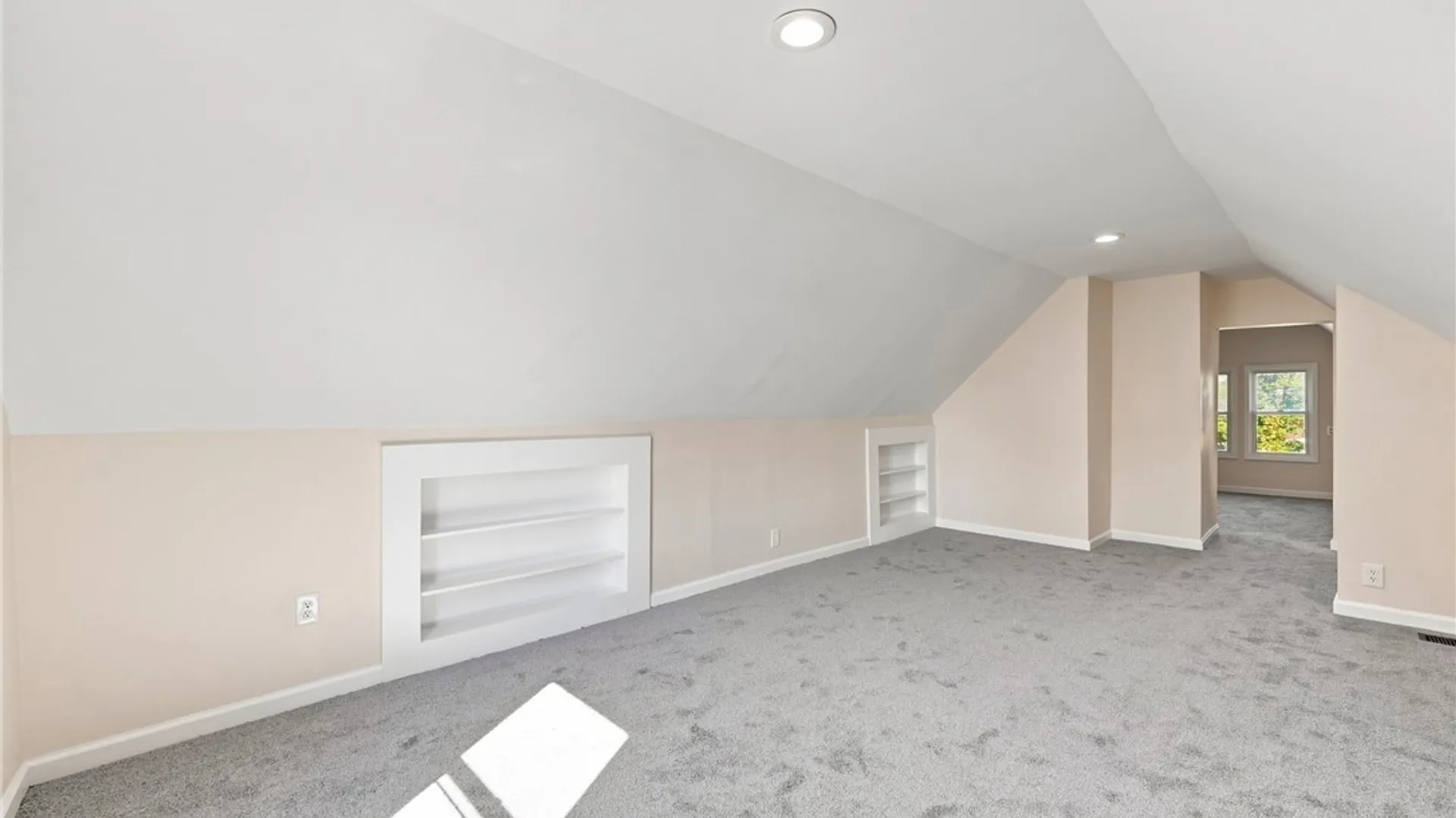 Property at 16 Prairie Avenue, Buffalo, NY 14207 27