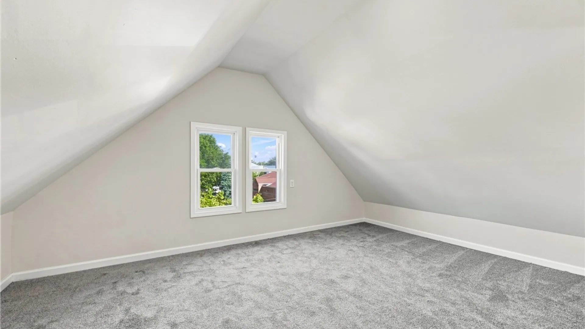 Property at 16 Prairie Avenue, Buffalo, NY 14207 28