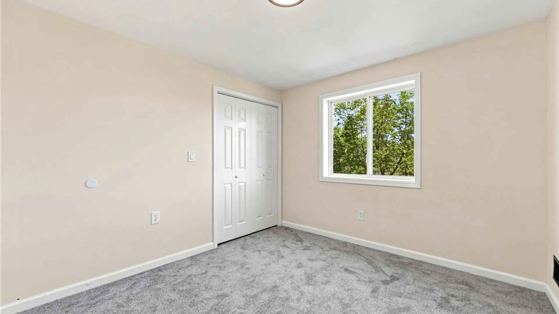 Property at 16 Prairie Avenue, Buffalo, NY 14207 17