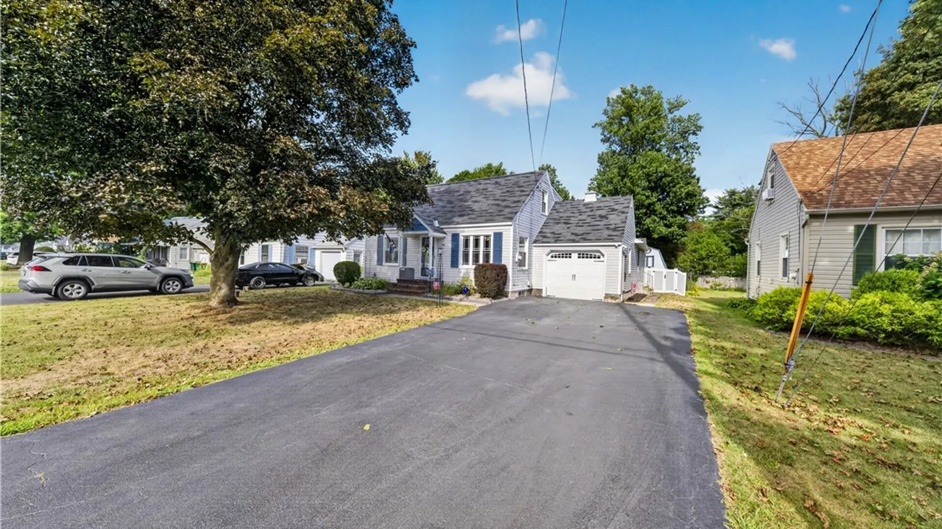 Property at 106 Edden Ln, Clay, NY 13212 3