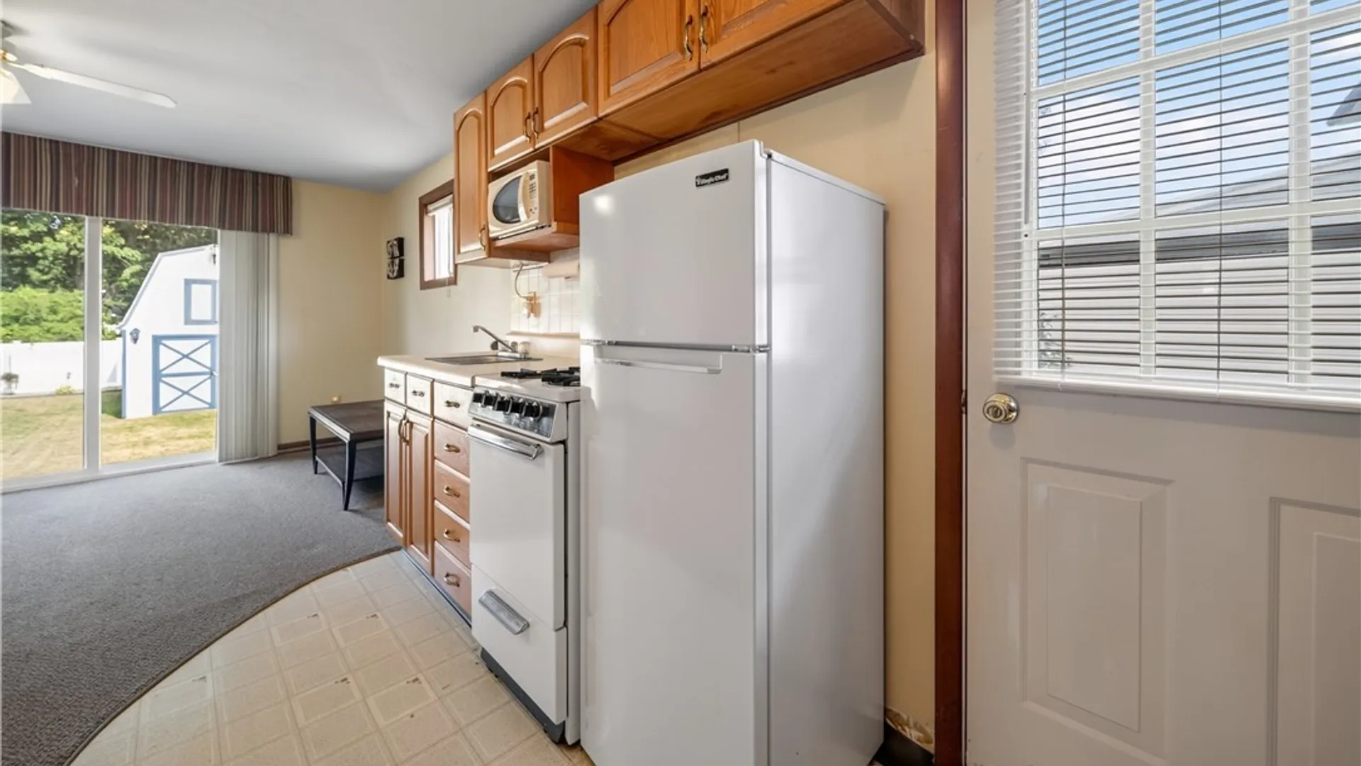 Property at 106 Edden Ln, Clay, NY 13212 19