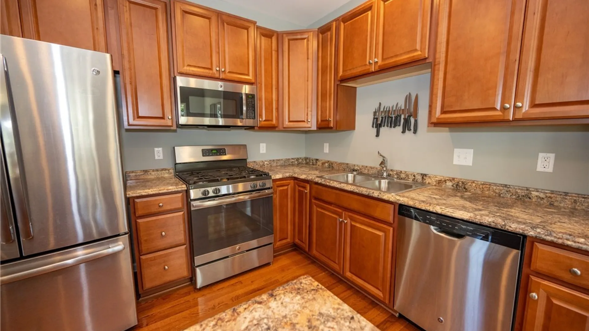 Property at 4203 Arthur Court, Hamburg, NY 14075 4
