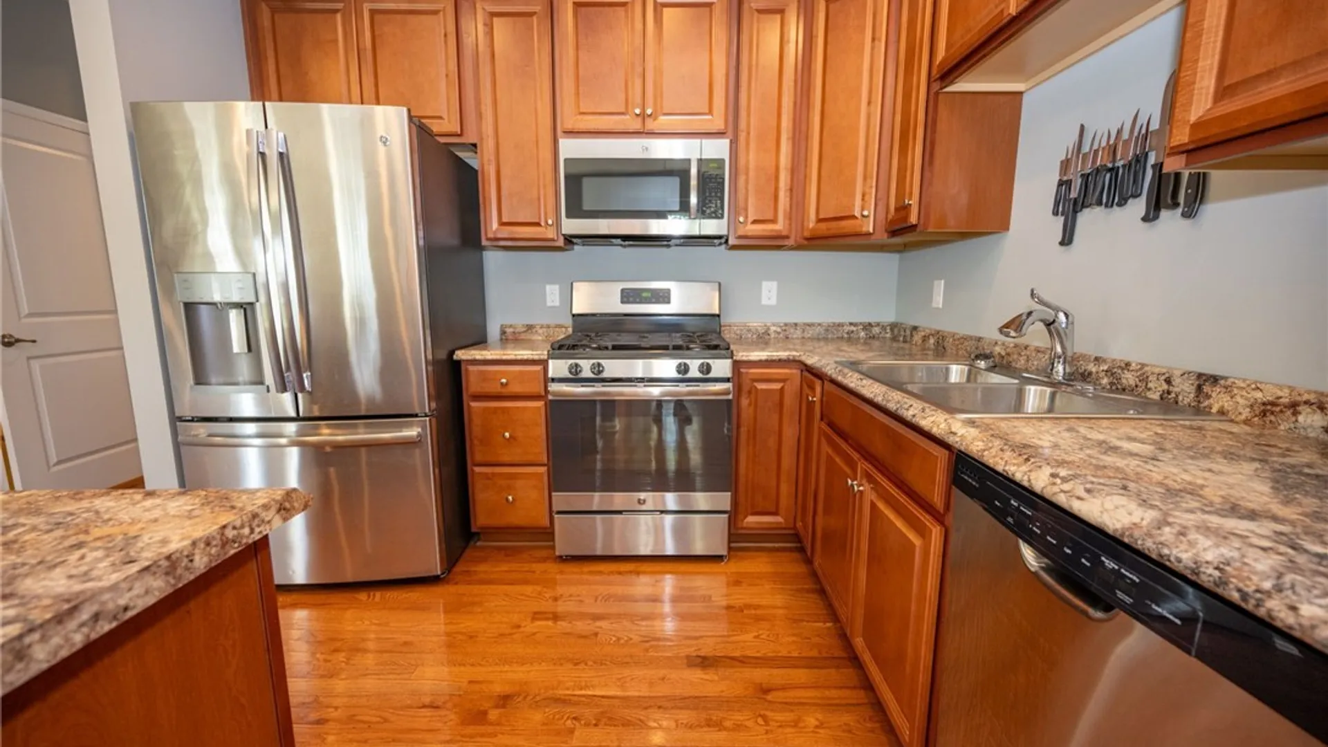 Property at 4203 Arthur Court, Hamburg, NY 14075 5