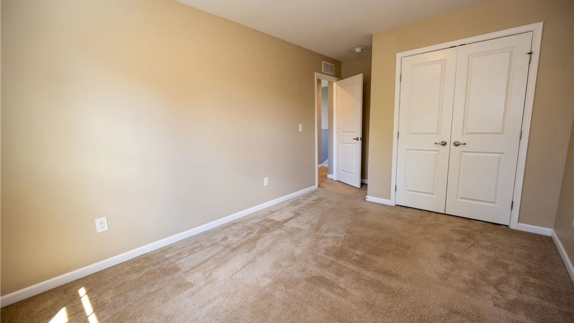 Property at 4203 Arthur Court, Hamburg, NY 14075 27