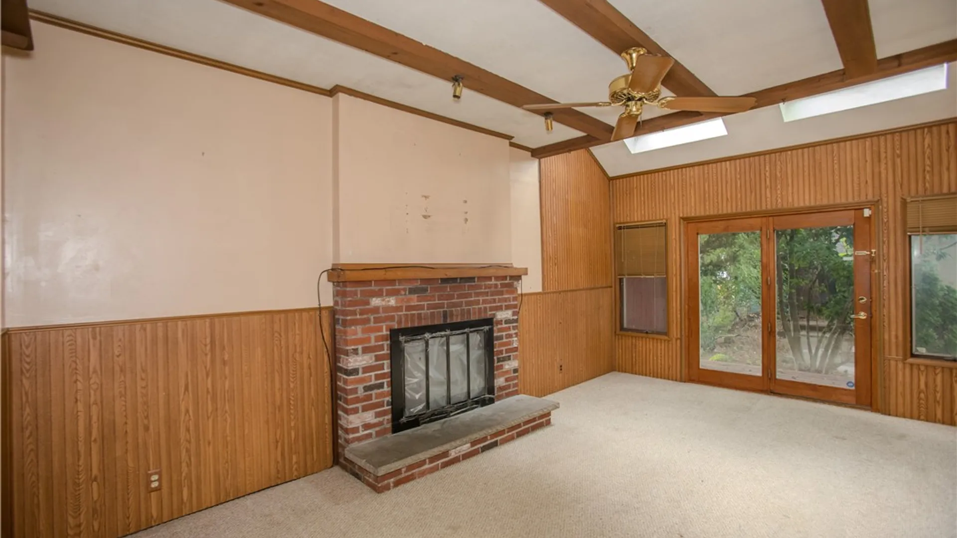 Property at 91 Culver Pkwy, Irondequoit, NY 14609 13