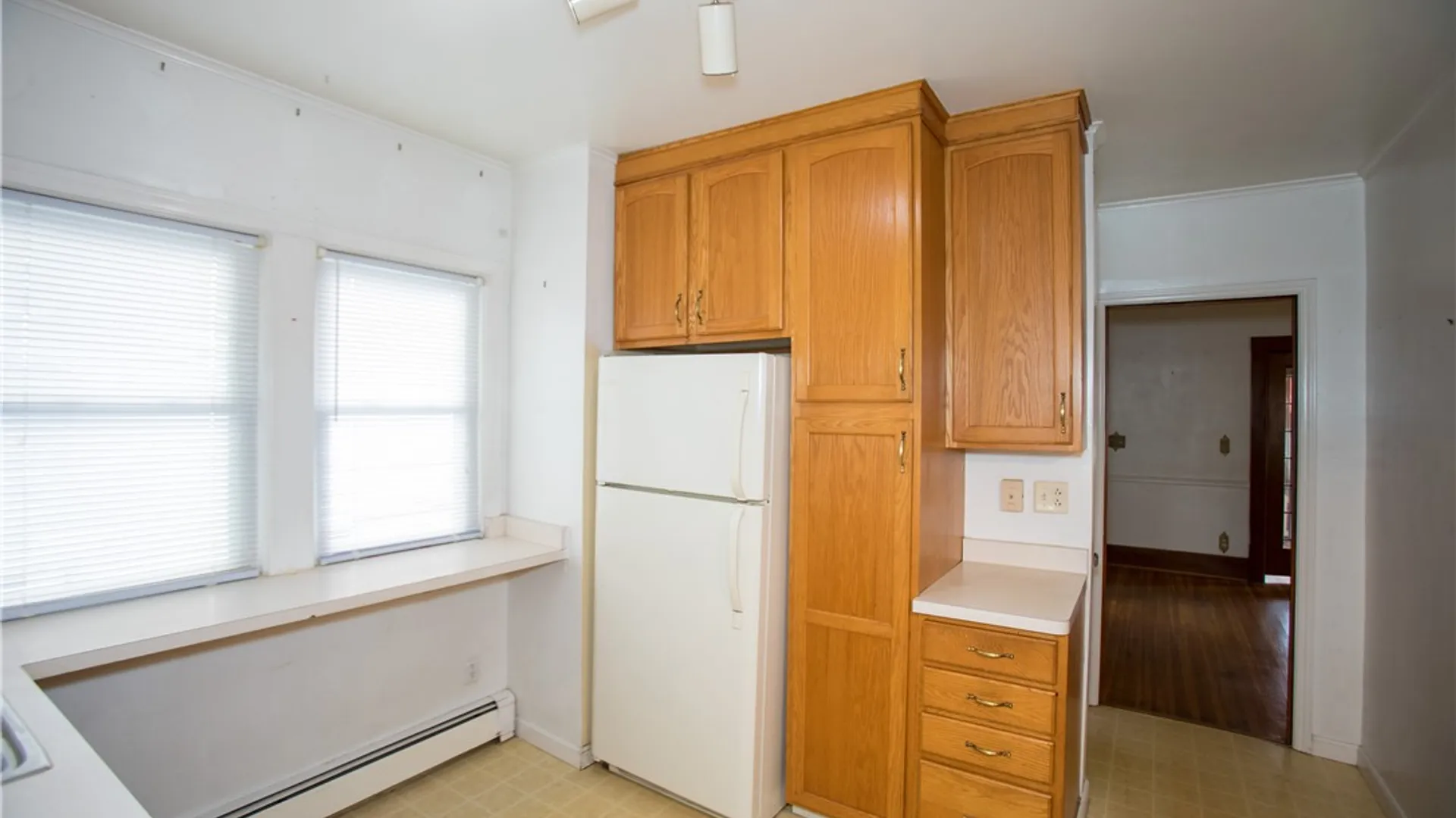 Property at 91 Culver Pkwy, Irondequoit, NY 14609 17