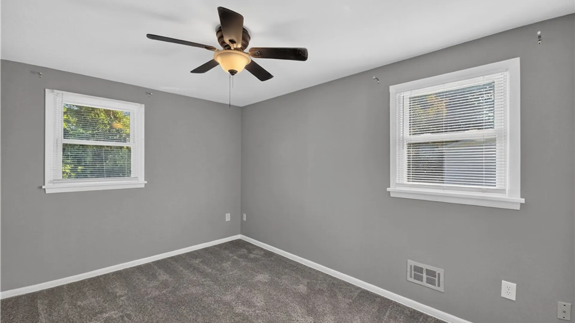Property at 164 - 166 Albert Street, Gates, NY 14606 21