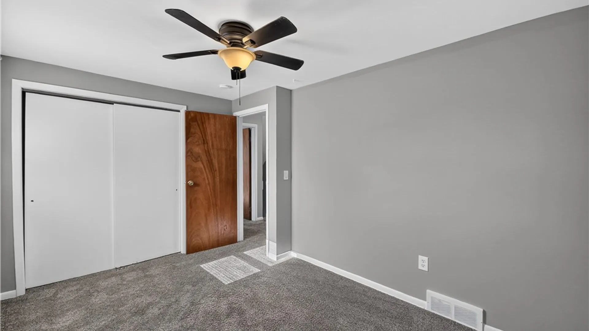 Property at 164 - 166 Albert Street, Gates, NY 14606 23