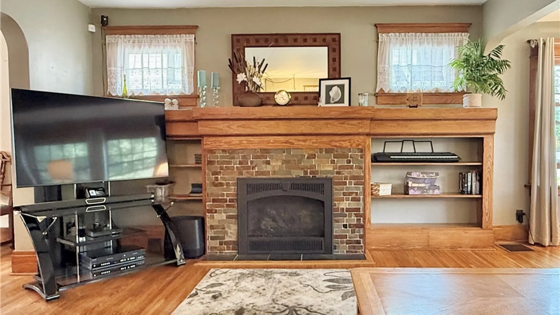 Property at 261 Sanders Road, Buffalo, NY 14216 9