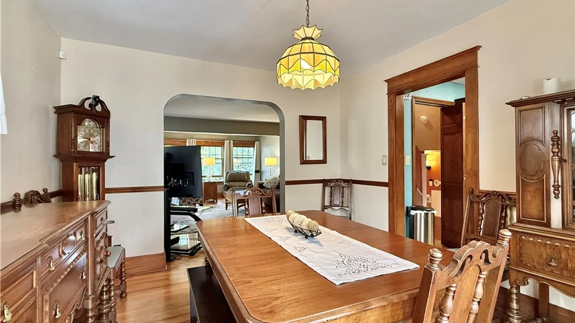 Property at 261 Sanders Road, Buffalo, NY 14216 18