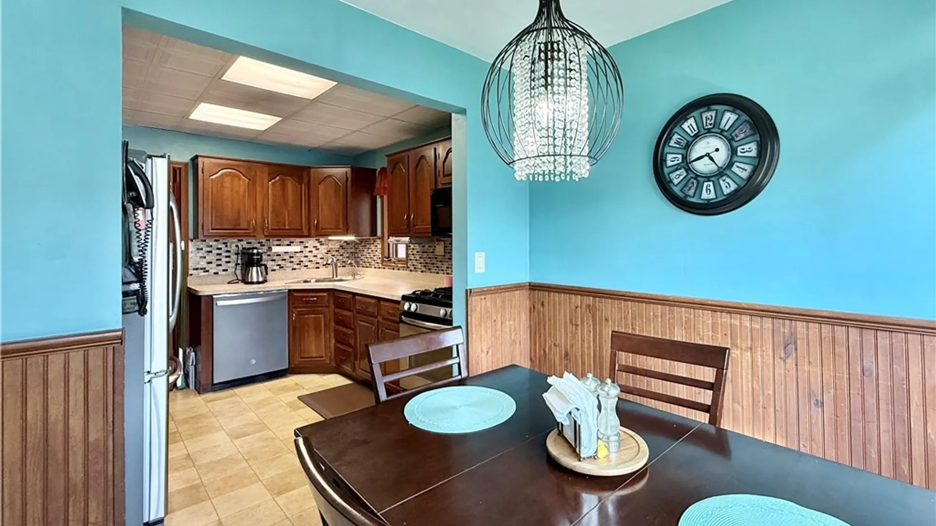 Property at 261 Sanders Road, Buffalo, NY 14216 15
