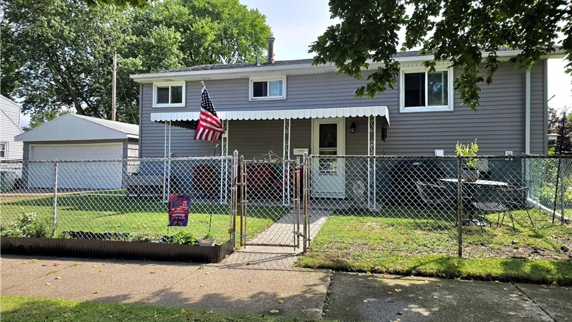 Property at 38 Colonial Dr, Tonawanda, NY 14150 22
