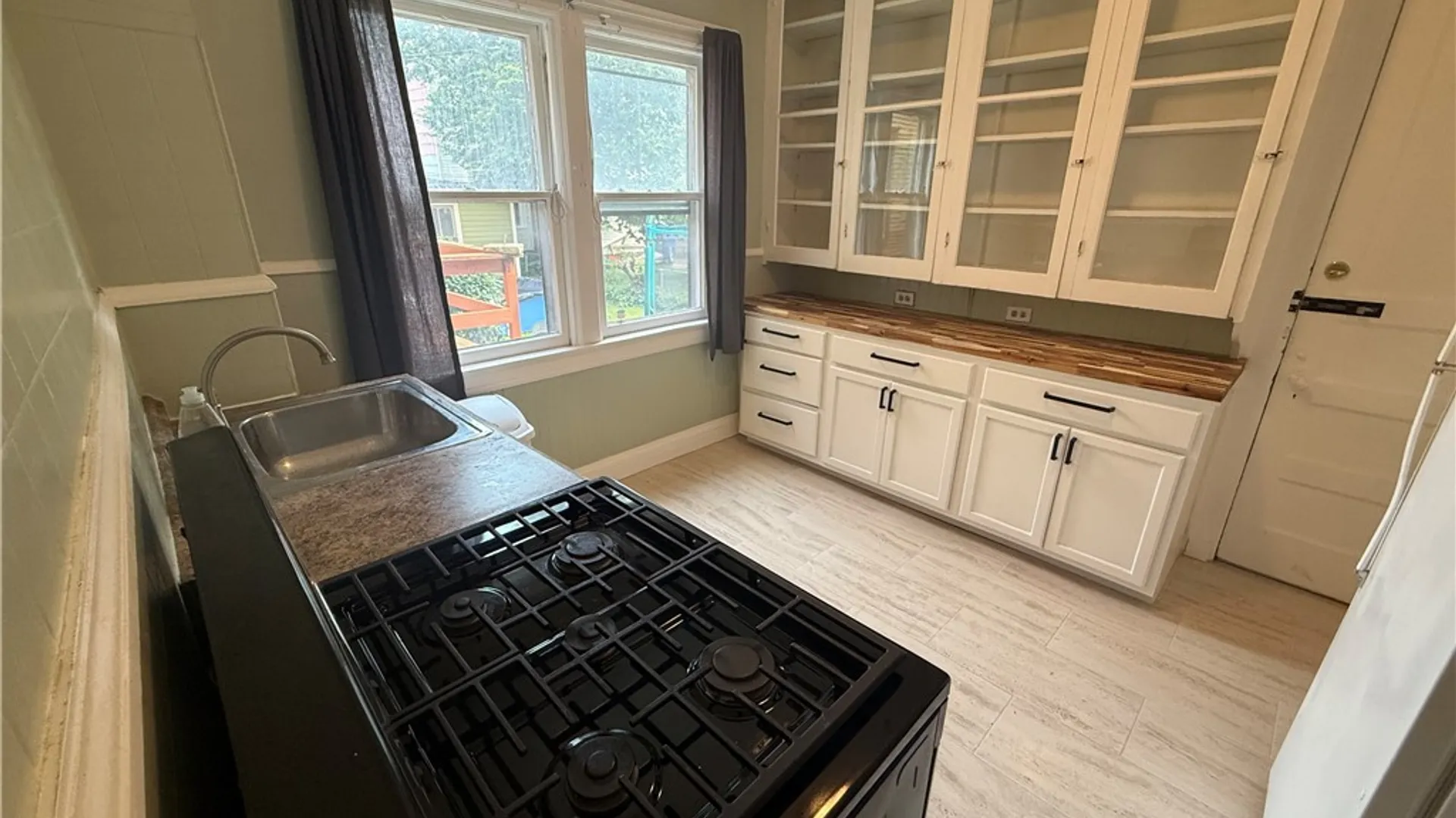 Property at 501 Bird Avenue, Buffalo, NY 14222 7