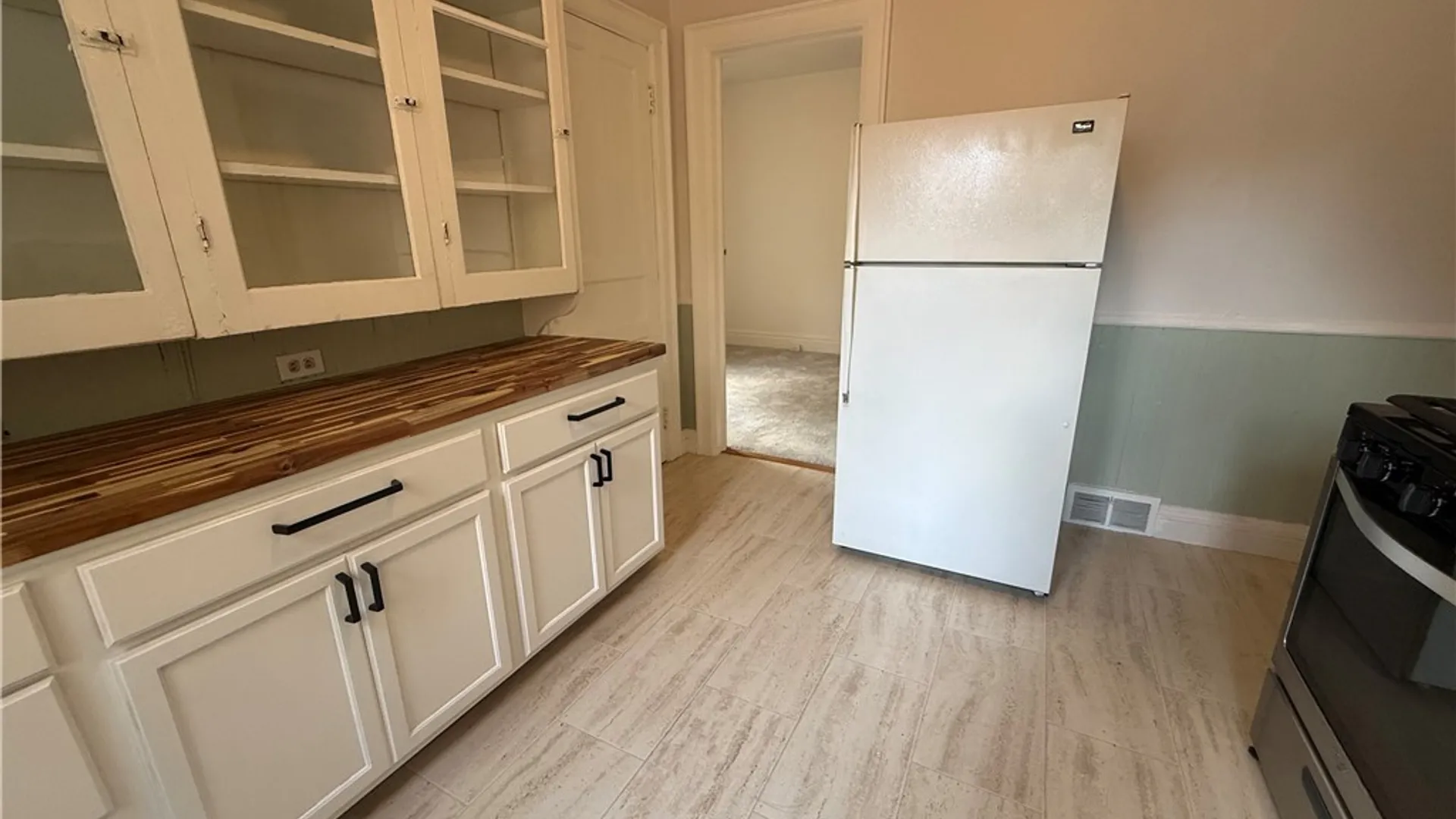 Property at 501 Bird Avenue, Buffalo, NY 14222 8