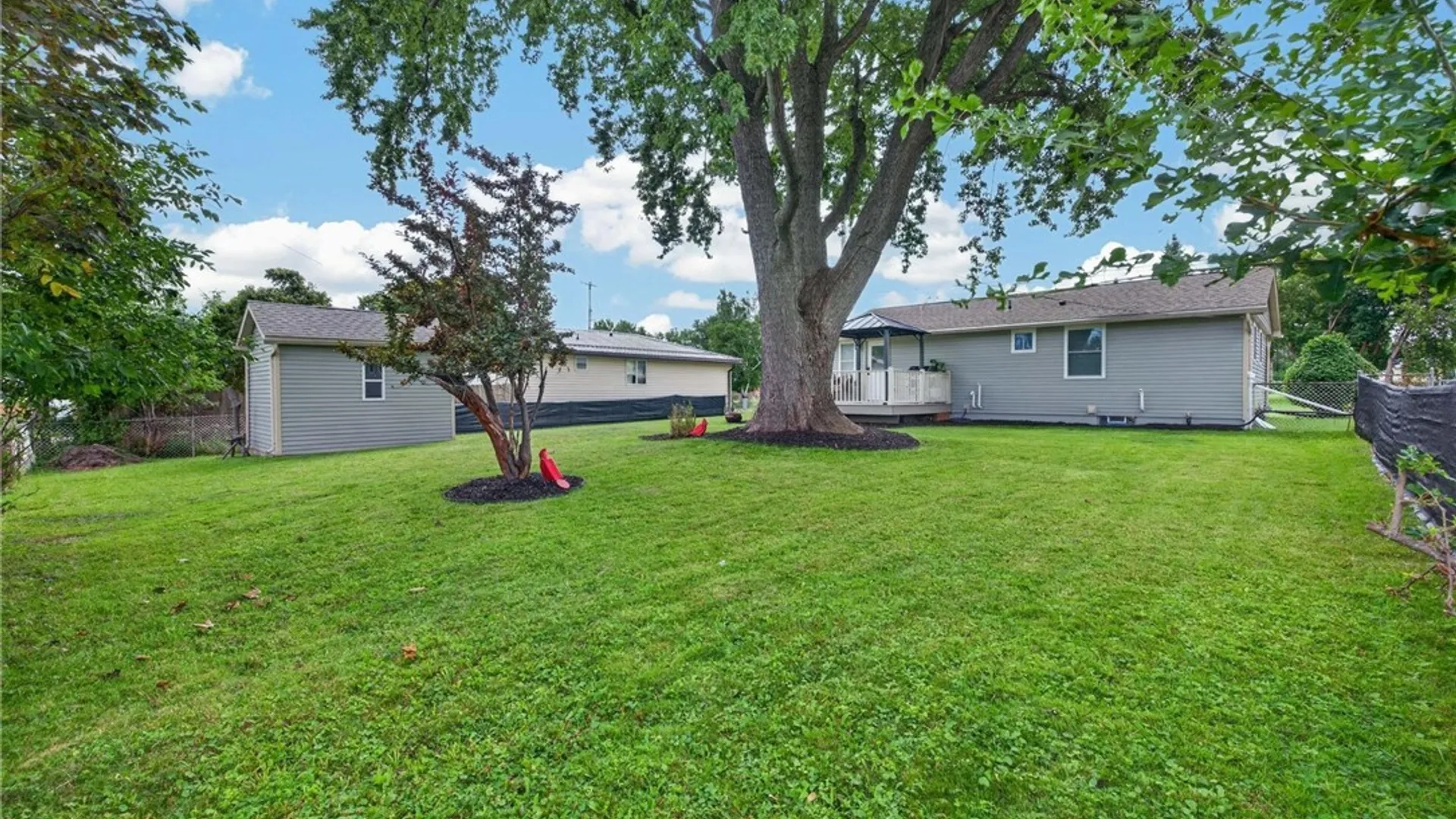 Property at 392 French Road, Cheektowaga, NY 14227 29