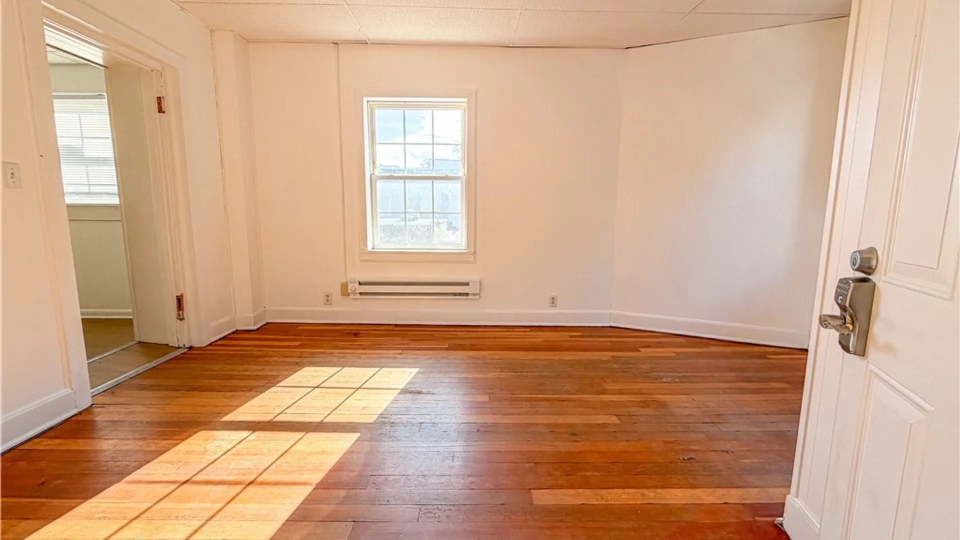 Property at 10 E Genesee Street, Auburn, NY 13021 4