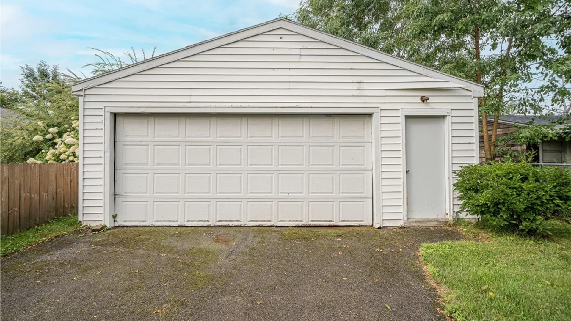 Property at 272 Kohler Street, Tonawanda, NY 14150 34