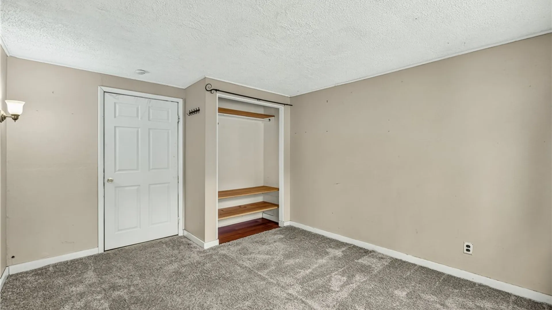 Property at 356 Saint Lawrence Avenue, Buffalo, NY 14216 14