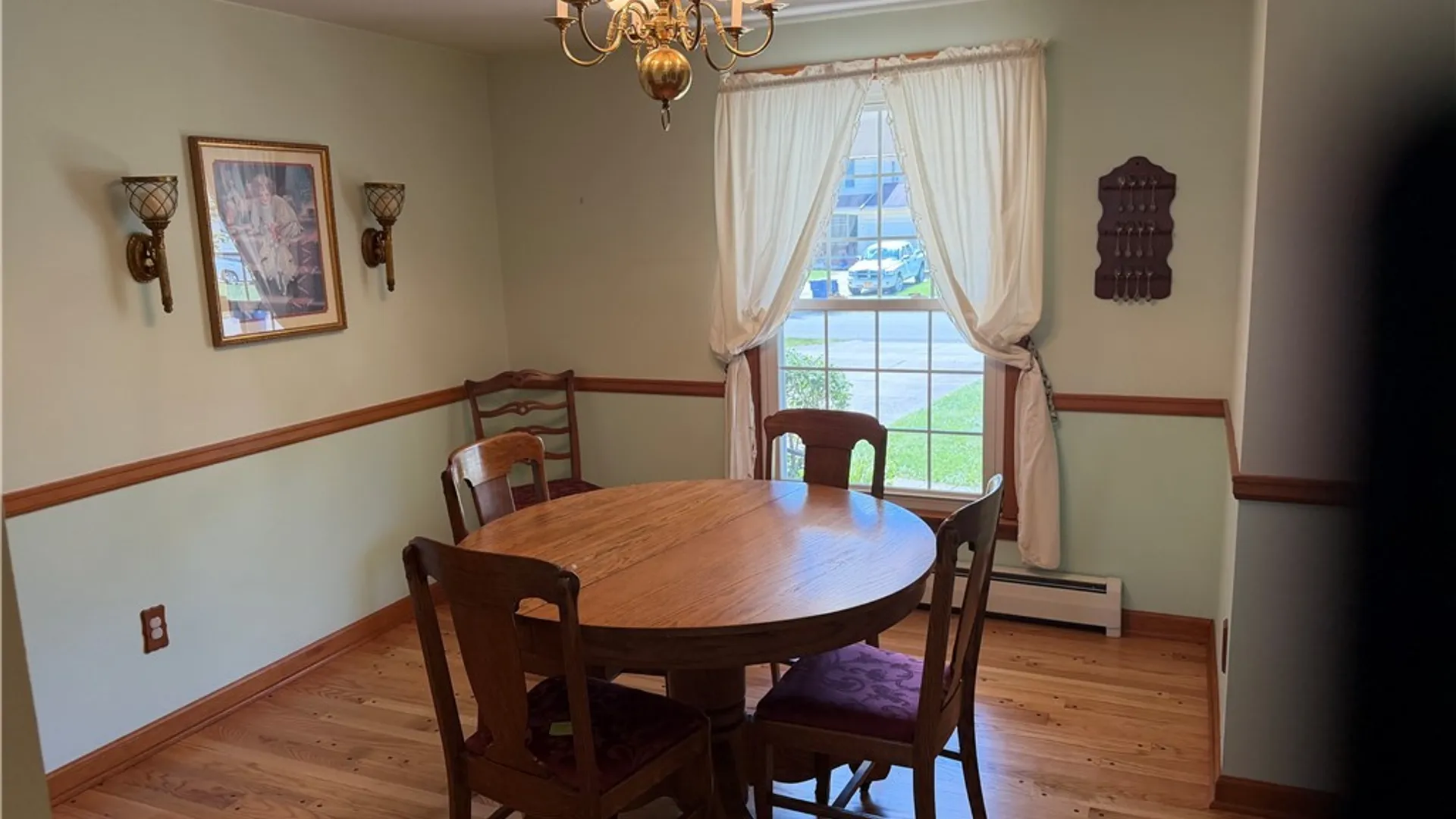 Property at 64 Robin Hill Dr Drive, Amherst, NY 14221 9