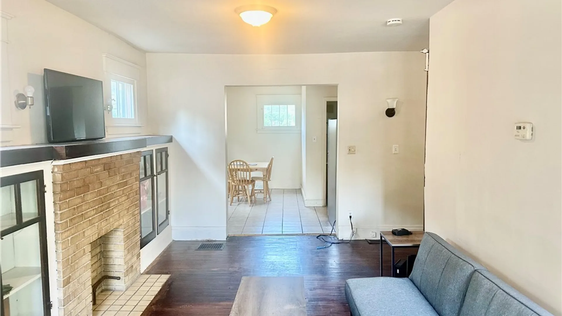 Property at 129 W Northrup Place, Buffalo, NY 14214 5