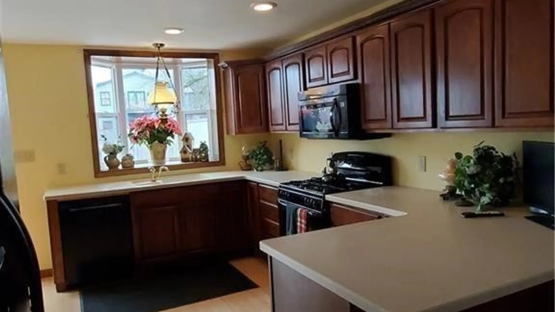 Property at 26 Temple Place, Aurora, NY 14052 17