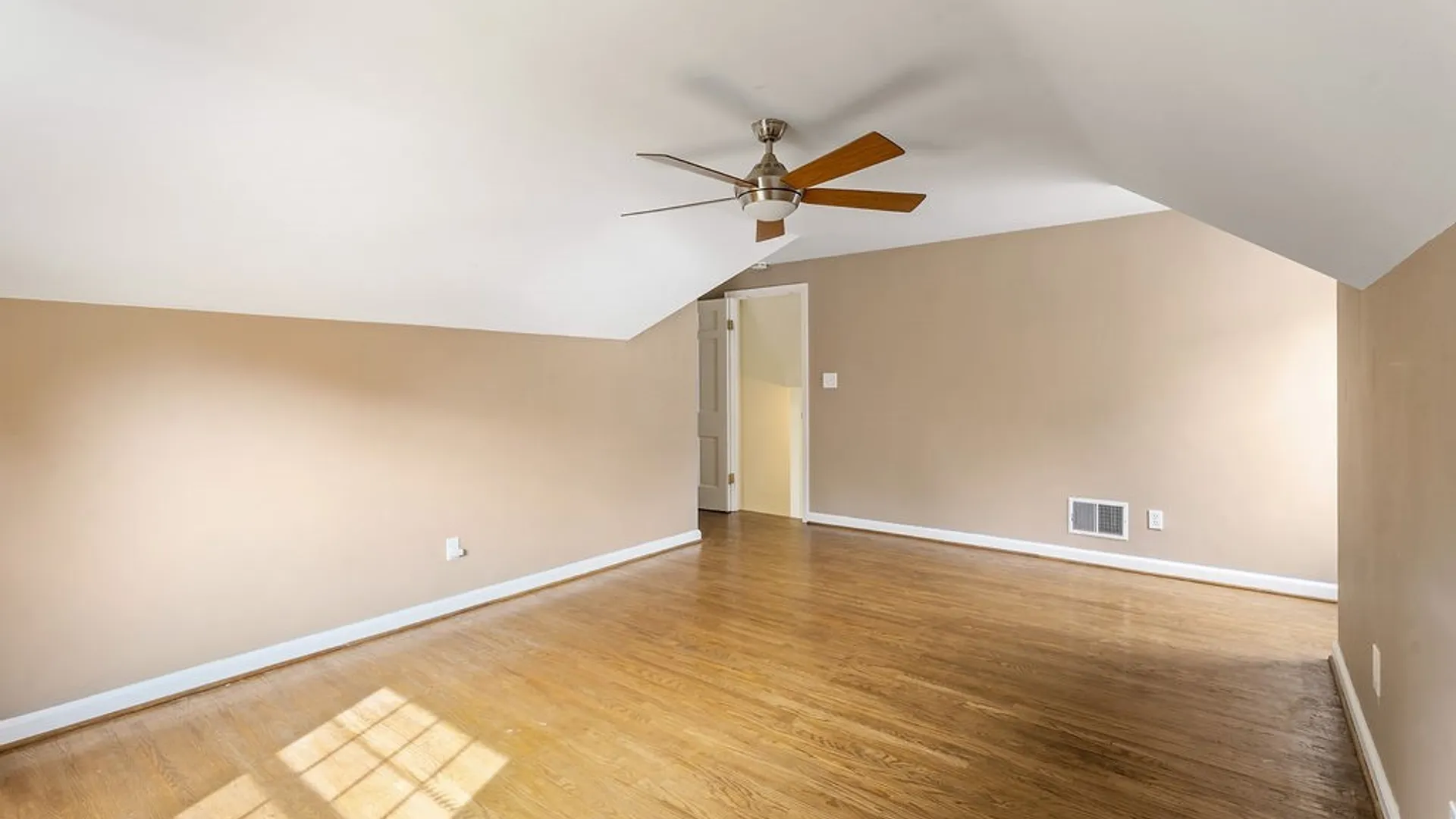 Property at 398 Darwin Drive, Amherst, NY 14226 27