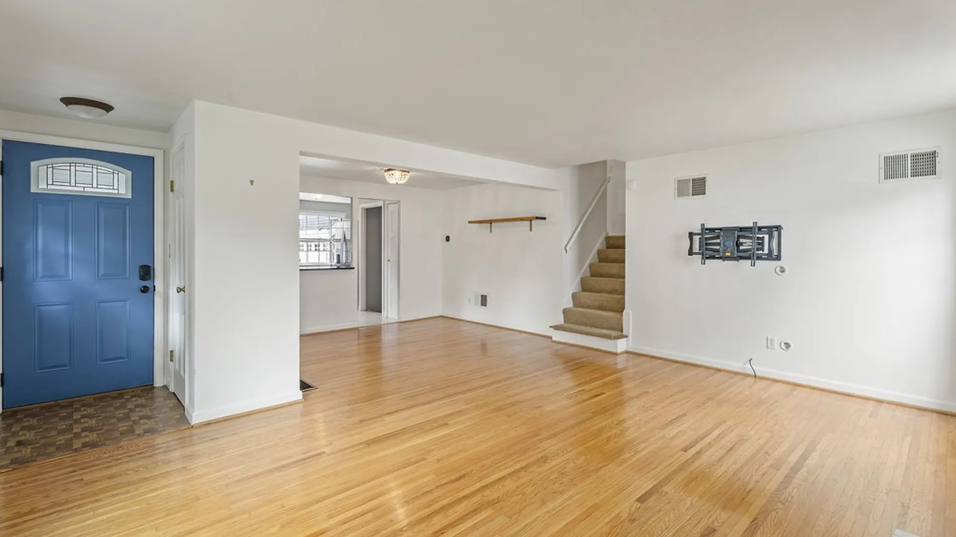 Property at 398 Darwin Drive, Amherst, NY 14226 4