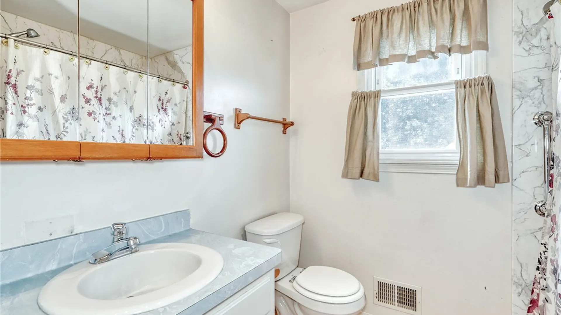 Property at 576 Grace Avenue, Arcadia, NY 14513 20
