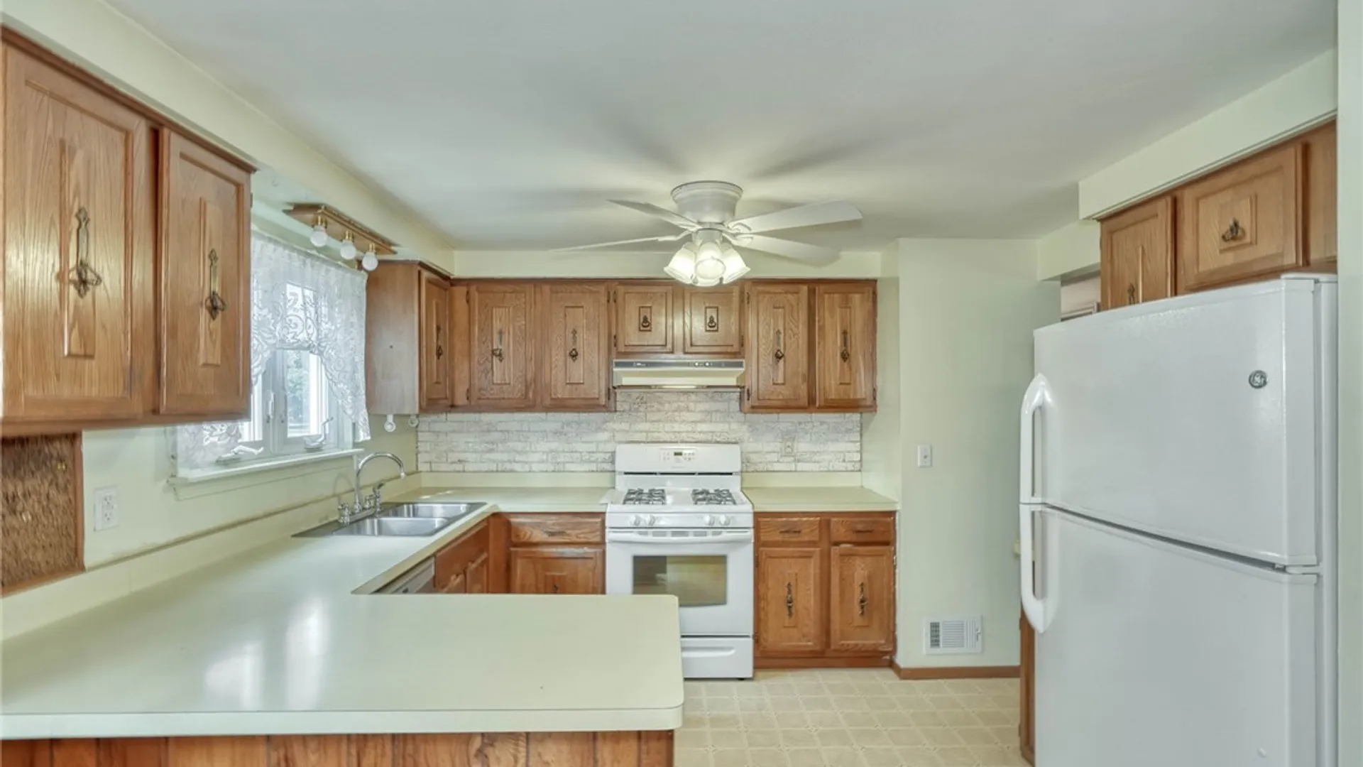 Property at 576 Grace Avenue, Arcadia, NY 14513 12