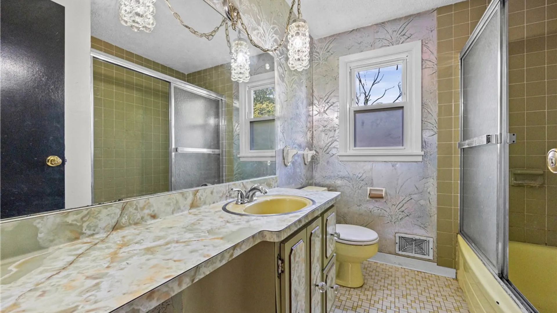 Property at 44 Rossmore Street, Gates, NY 14606 18